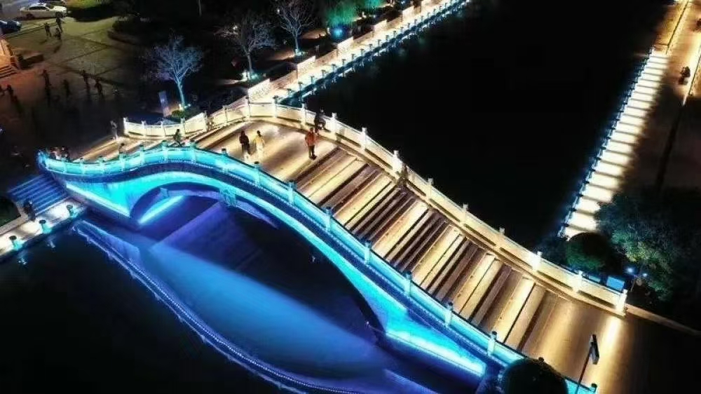 桥梁亮化