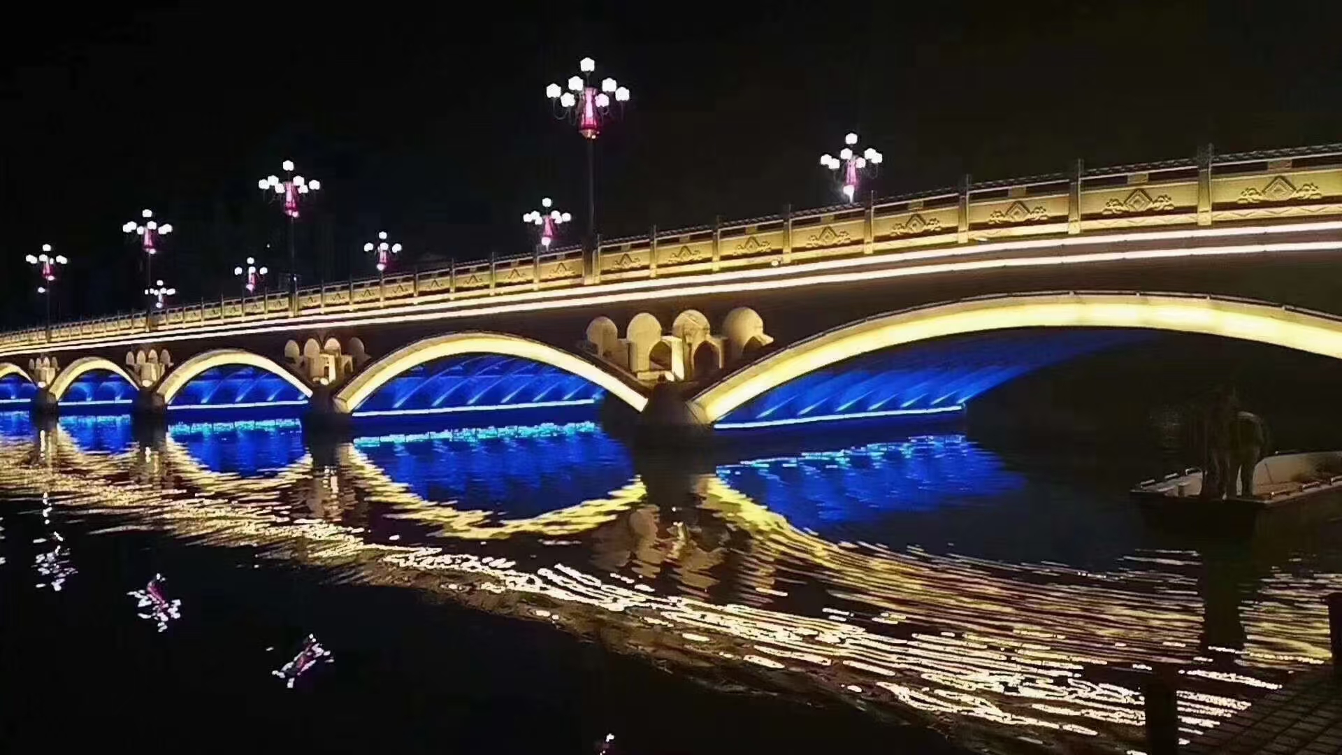 桥梁亮化